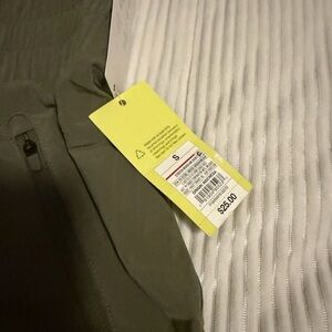 NWT All in motion shorts